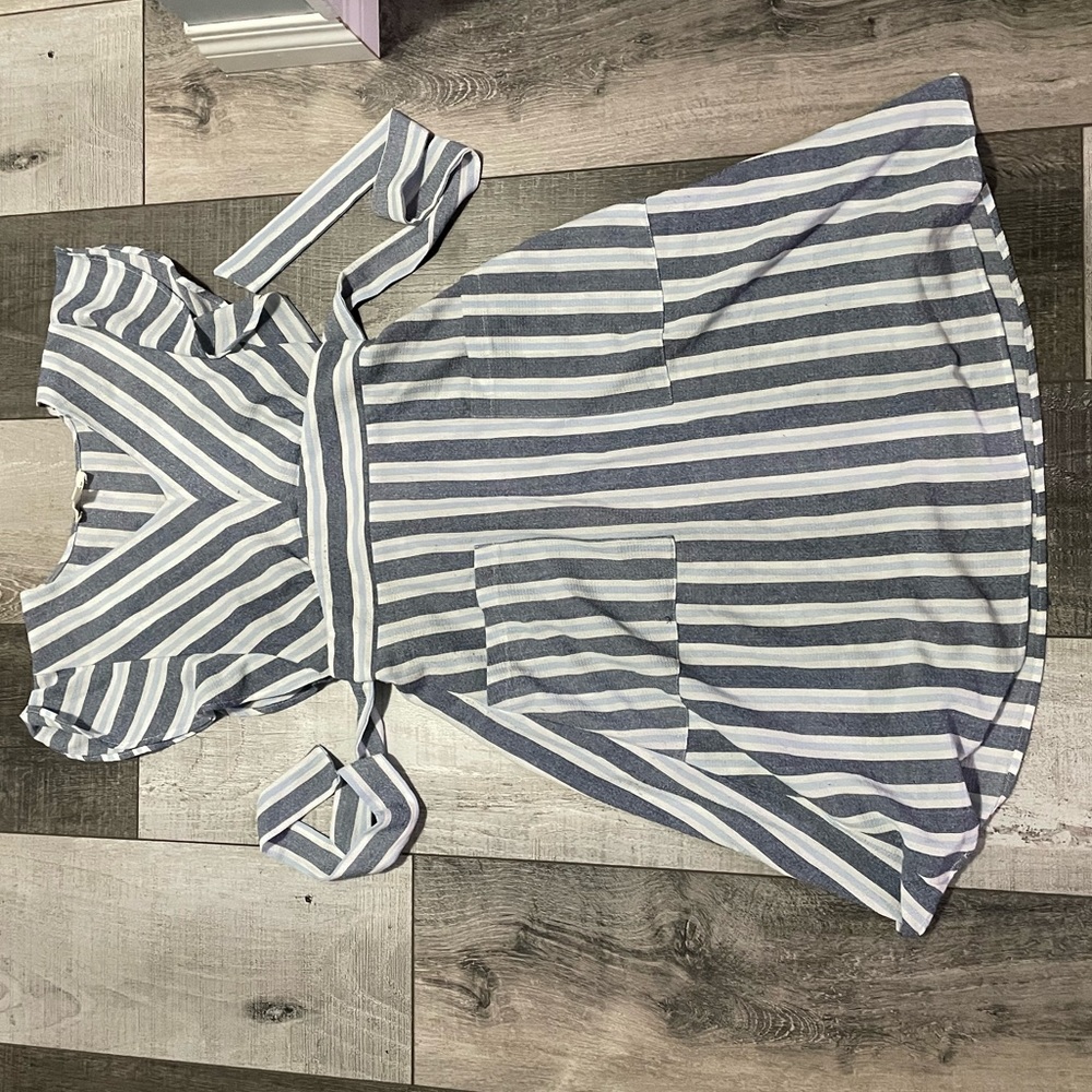 Lightweight dress